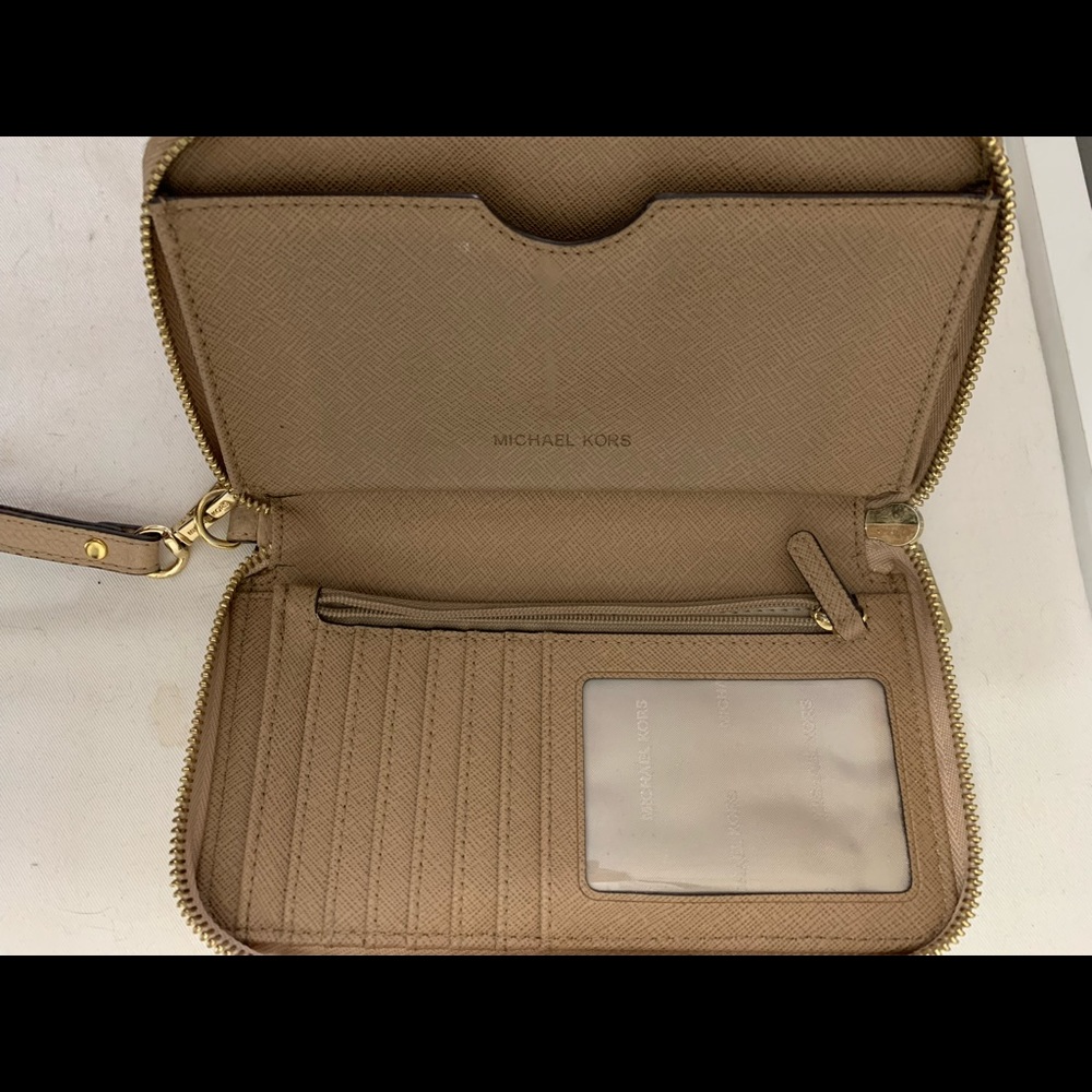 Michael Kors Wristlet - Picture 2 of 3